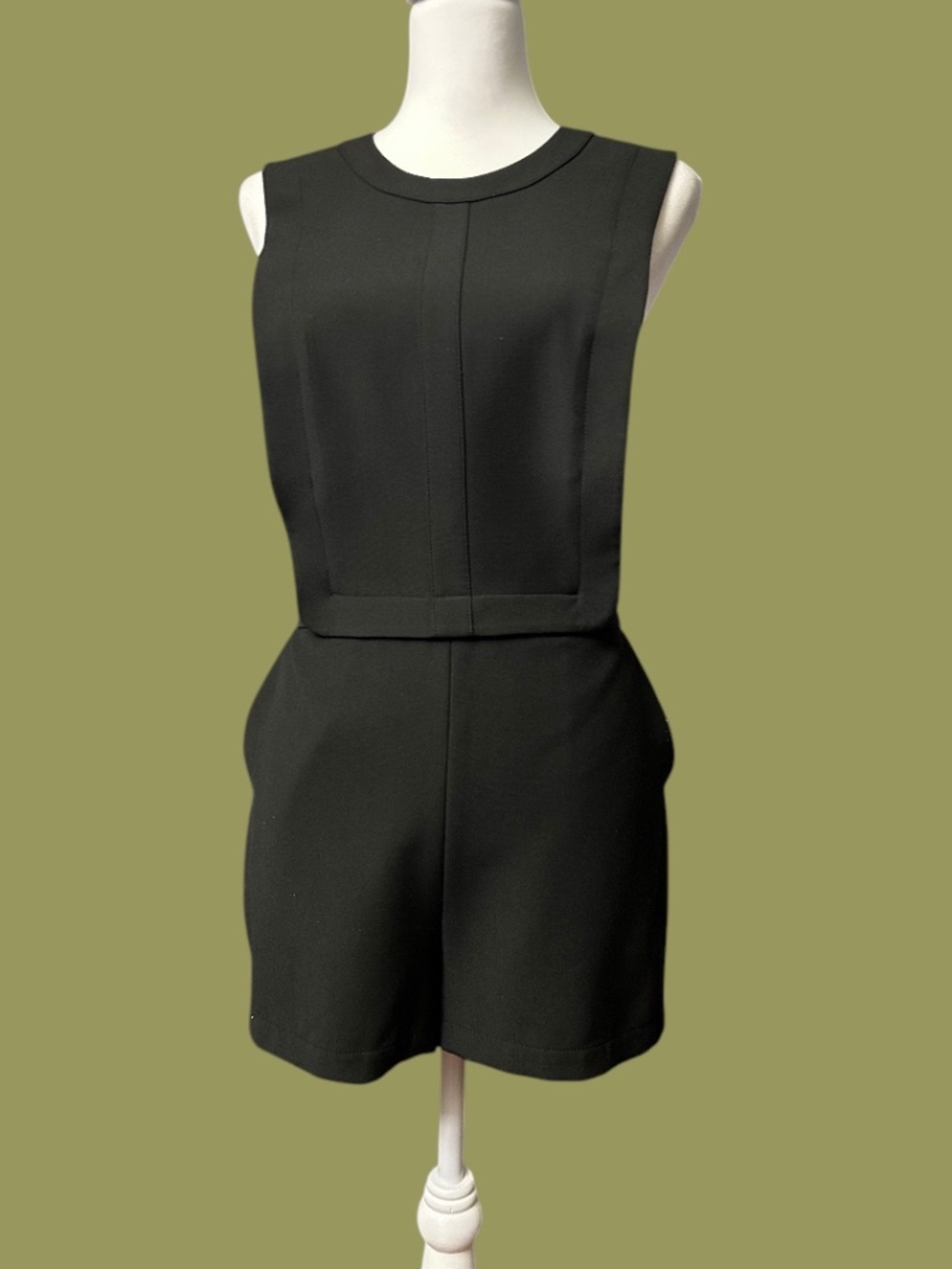 NWT BCBGMAXAZRIA “LENI” Snappy Romper